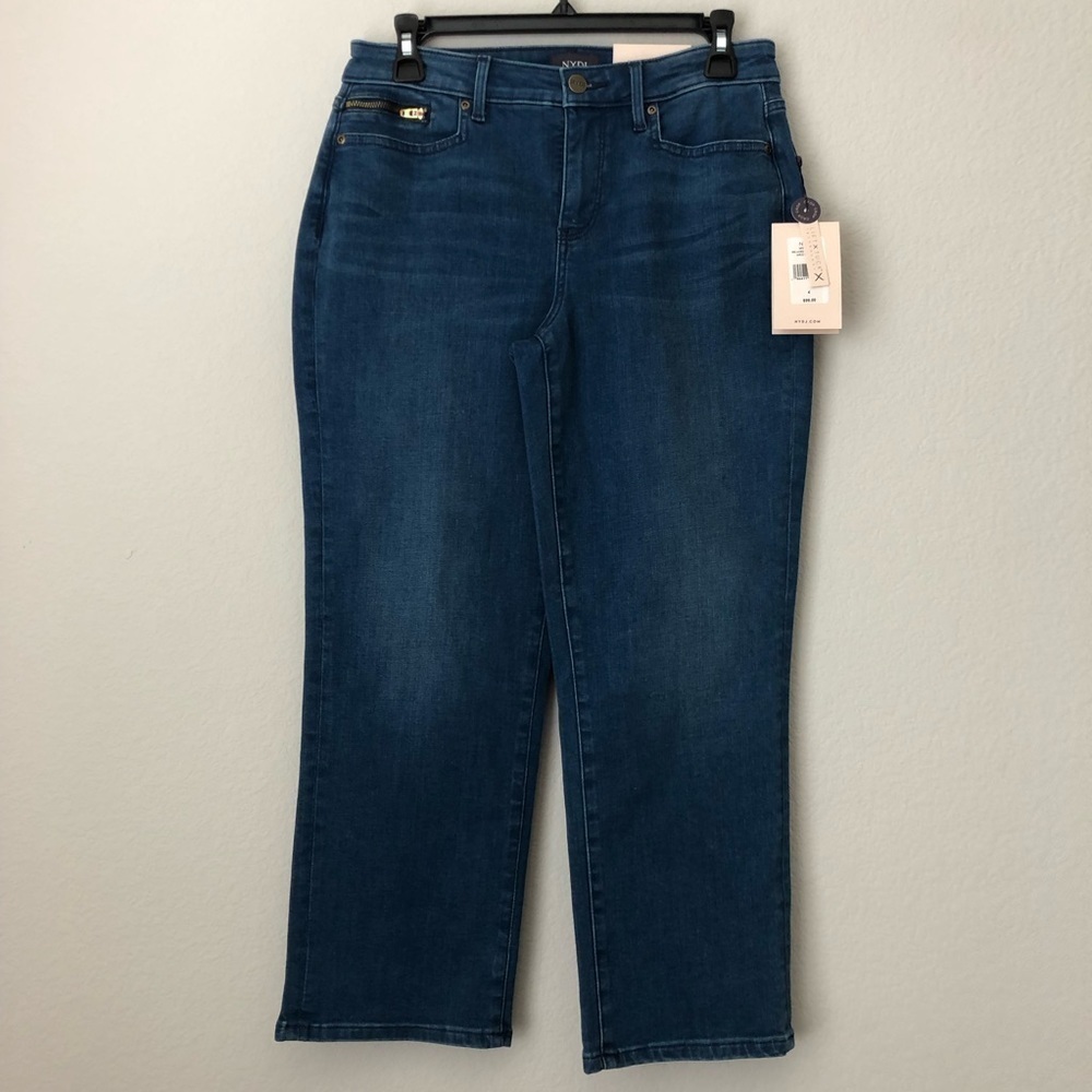 NWT NYDJ Relaxed Straight Piper Capri Crop Jeans - Med Market Medium Wash size 4 - Picture 5 of 13